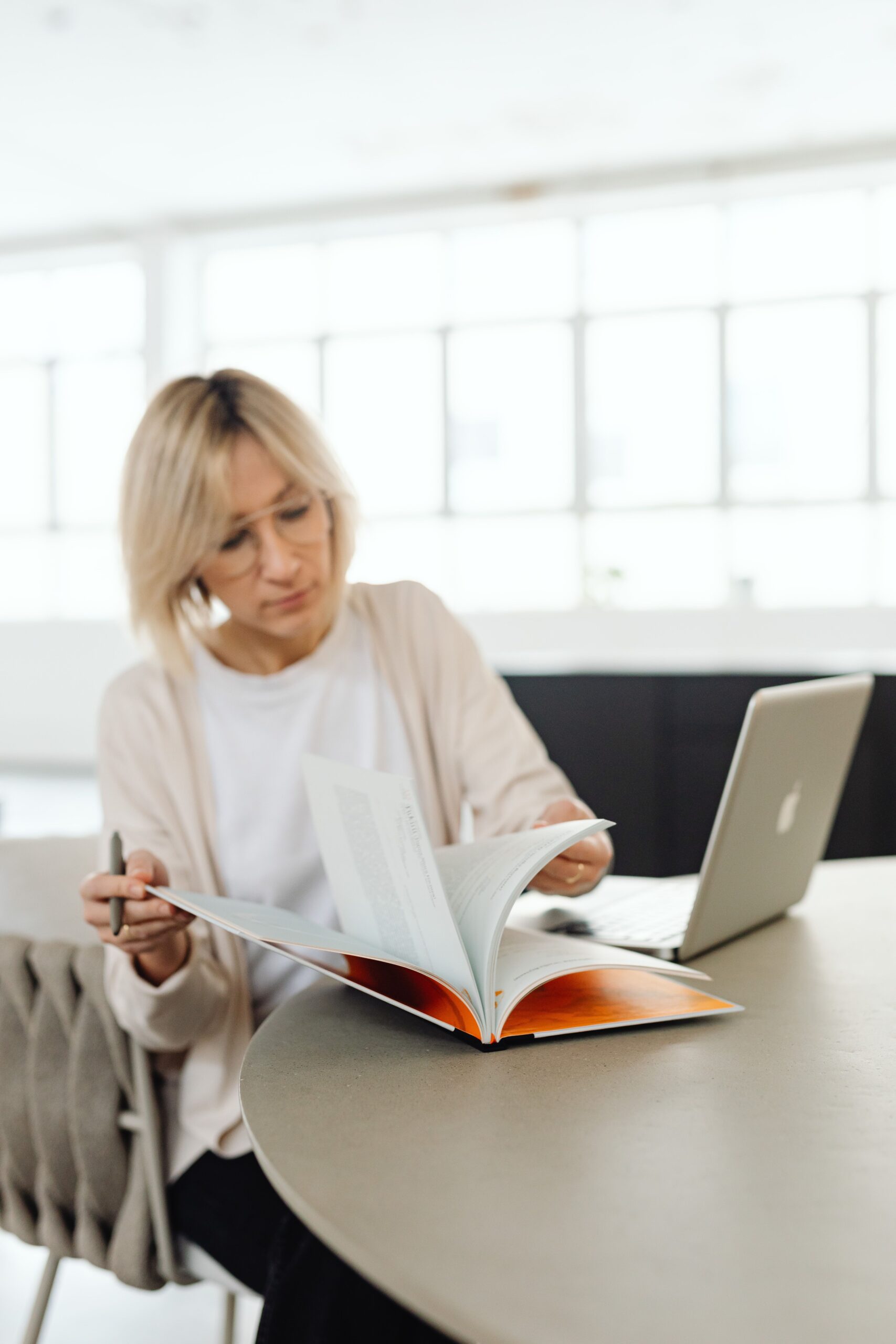 Digitaler Geschäftsbericht als ePaper mit publishing.one